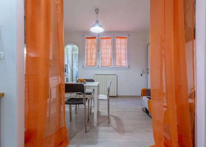 Guesthost - Mandala & Comfy Apartmán