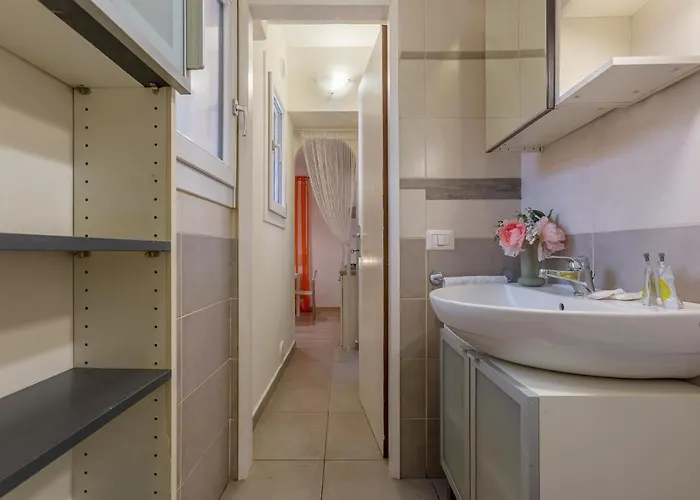 Guesthost - Mandala & Comfy *